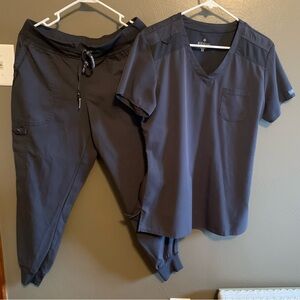 Med Couture Touch Scrubs